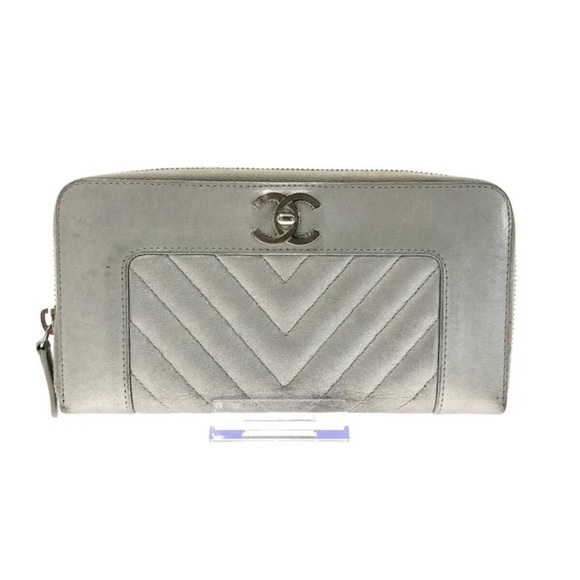 Custom metallic rainbow before and after iridescent Ombre chanel - Picture 11 of 16